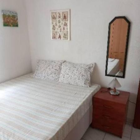Near The Sea Apartment เนอาเปรามอส ภายนอก รูปภาพ